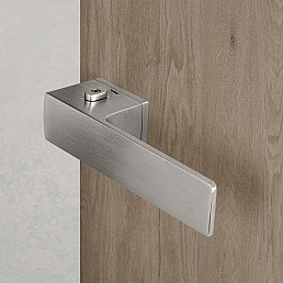 klika TI - GORDO - RT5 4084 - Chrom broušený, s uzamykáním, 38-45 mm klika TI - GORDO - RT5 4084 - Chrom broušený, s uzamykáním, 38-45 mm